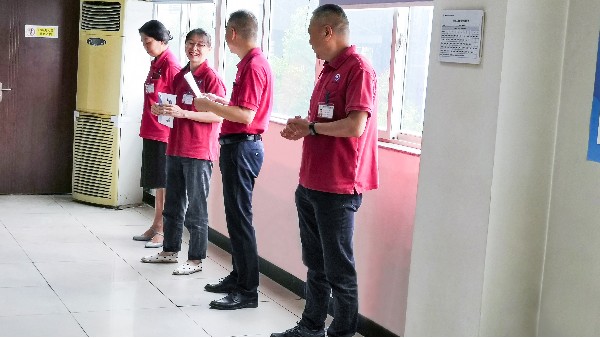 重慶九環(huán)機電召開月度改善提案表彰會