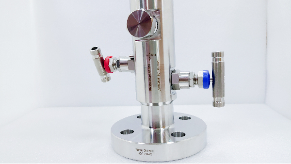 PN100立式單法蘭單隔離泄放閥組