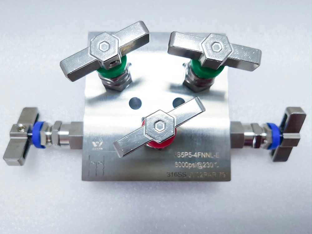 6000psi雙平衡儀表五閥組 6000psi雙平衡儀表五閥組