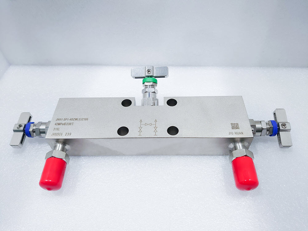 42MPa承插焊三閥組孔距195 42MPa承插焊三閥組孔距195