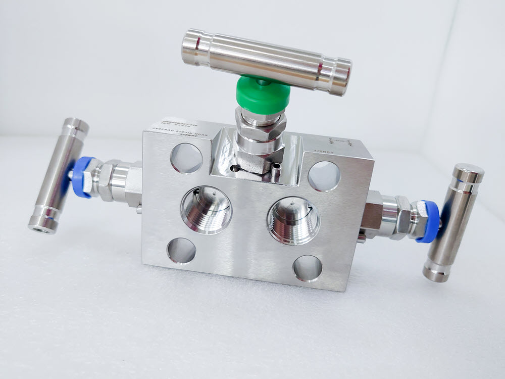 32Mpa儀表三閥組 32Mpa儀表三閥組